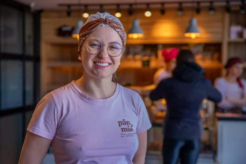 A Revolução da Escala 5×2: Conheça a Empresária que Transformou sua Padaria em Florianópolis