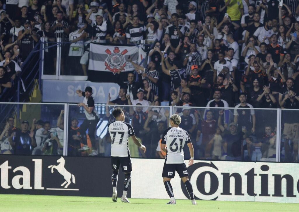 Corinthians Reforça Assistência a Torcedores em Jogos Fora de Casa Após Problemas em Florianópolis