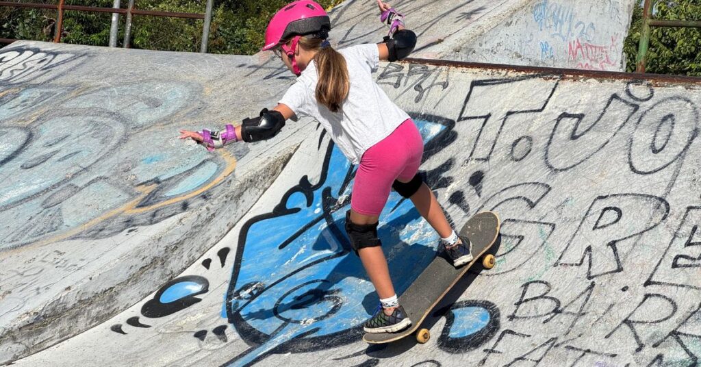 UFSkate: Projeto da UFSC Revoluciona Florianópolis com Aulas de Skate e Inclusão Social
