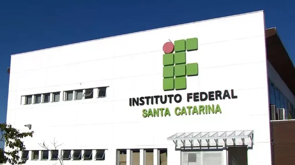 IFSC inaugura cursos de Tecnologia da Informação e qualificação básica em Biguaçu IFSC inaugura cursos de Tecnologia da Informação e qualificação básica em Biguaçu
