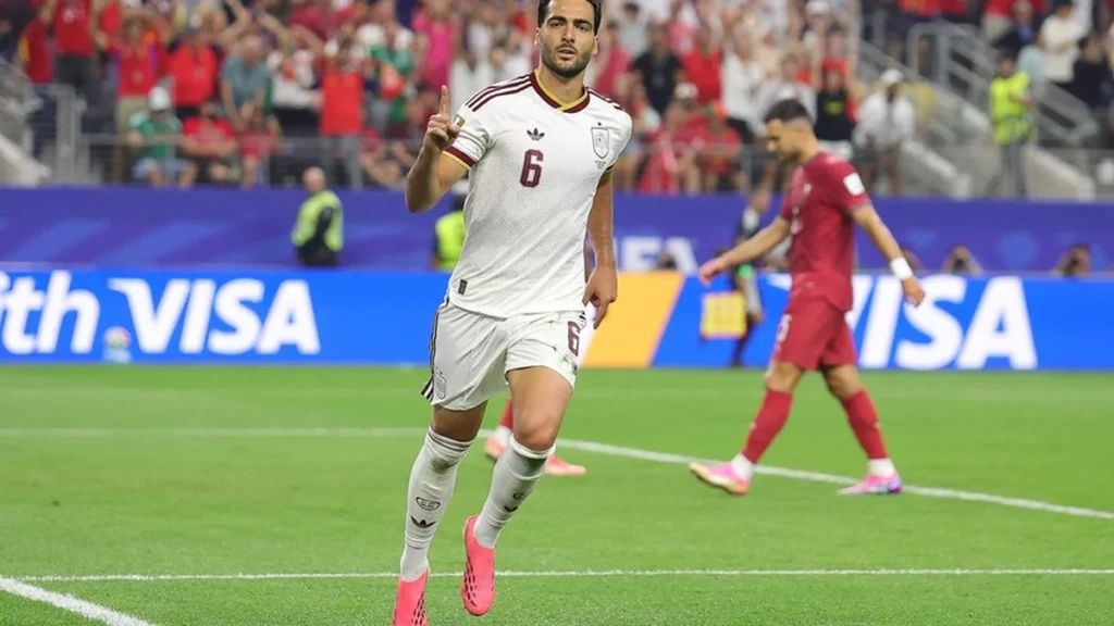 Merino decide nos acréscimos e Espanha elimina Portugal nas oitavas da Copa