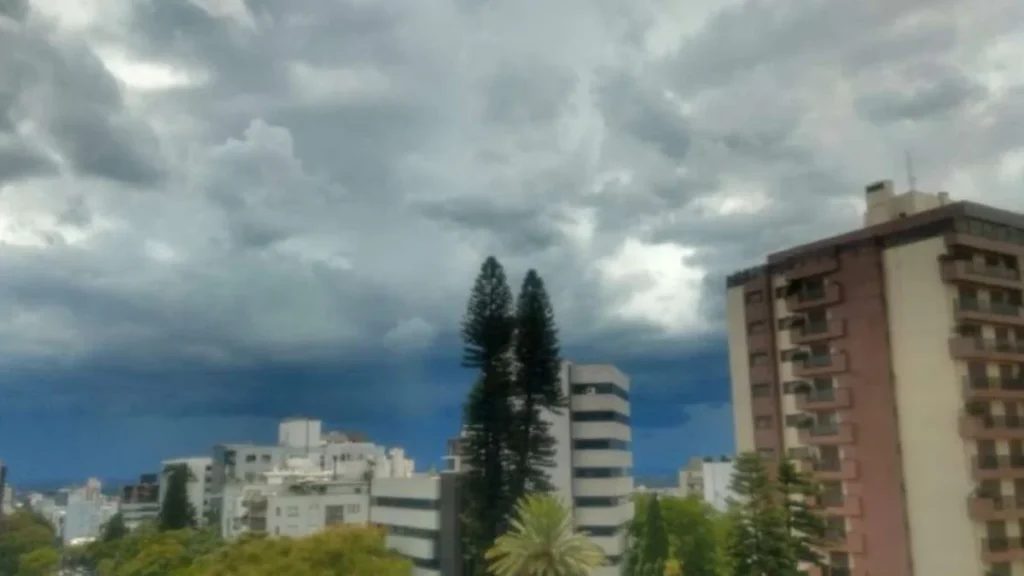 Chuva, frio e ciclone: como será o clima em julho no Sul do Brasil Chuva, frio e ciclone: como será o clima em julho no Sul do Brasil