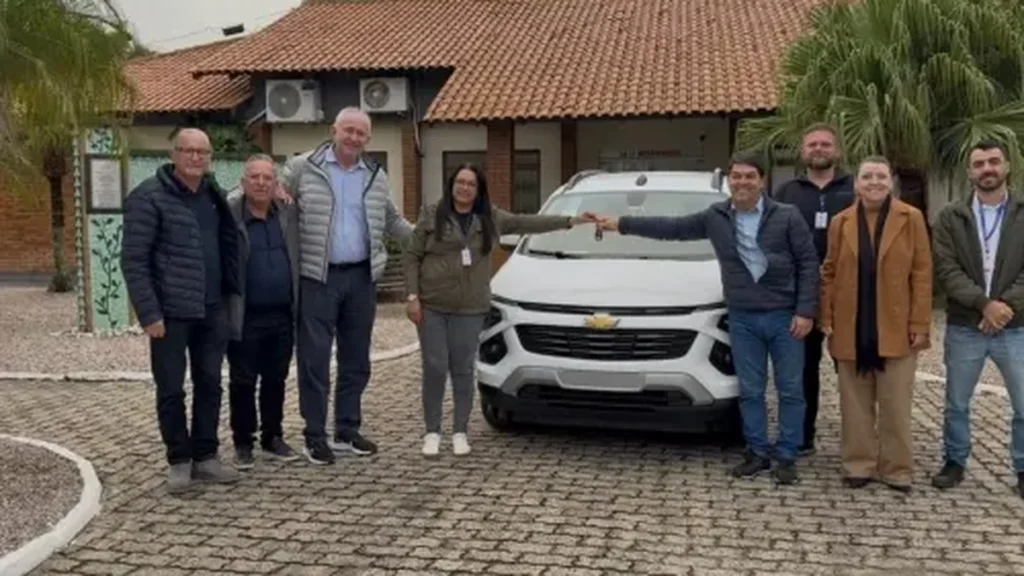 Novo veículo reforça atendimento da saúde em Tijucas e traz mais agilidade