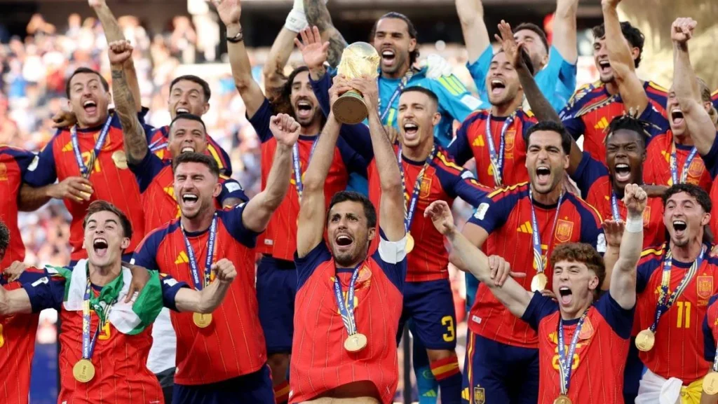 Ranking da Fifa Após a Copa do Mundo: Espanha Lidera e Noruega Surpreende Ranking da Fifa Após a Copa do Mundo: Espanha Lidera e Noruega Surpreende