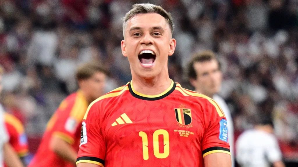 Beşiktaş mira duas grandes contratações: Leandro Trossard e possível chegada de goleiro do Bayern