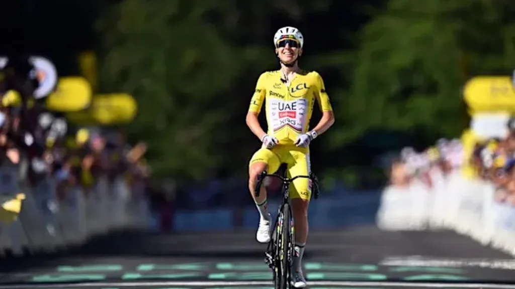 Tadej Pogacar domina o Tour de France com ataque decisivo e deixa Vingegaard sem chances