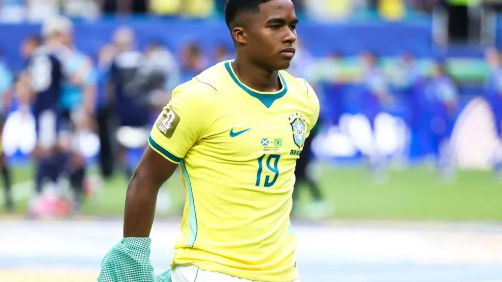Endrick impressiona jornal espanhol com maturidade e foco no Brasil